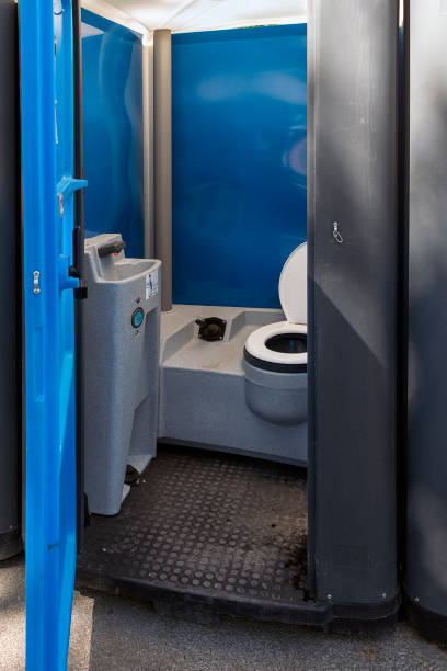 Best Restroom trailer rental cost  in Scottville, MI